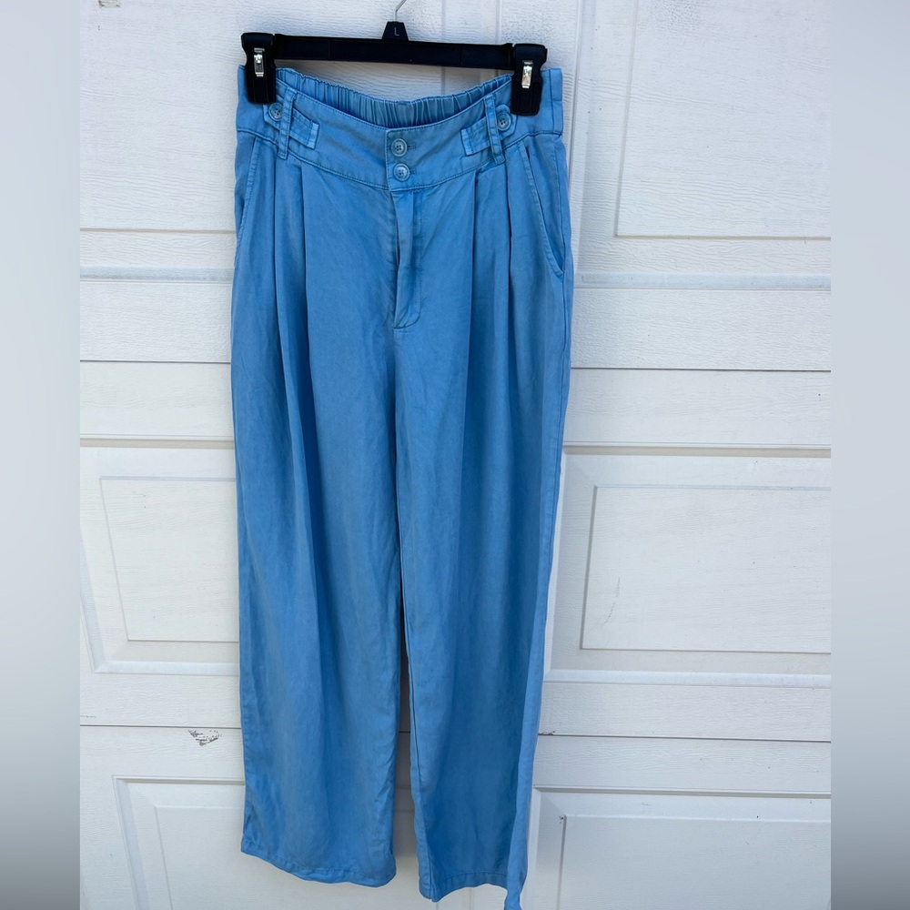 Women's free people pleaded front pull on pants wide legs blue Small